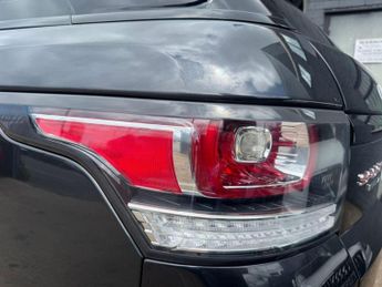 LAND ROVER RANGE ROVER SPORT 3.0 SD V6 HSE Dynamic SUV 5dr Diesel Auto 4WD Euro 5 (s/s) (292 