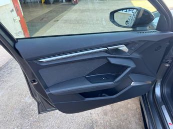 Audi RS3 2.5 TFSI Launch Edition Sportback S Tronic quattro Euro 6 (s/s) 