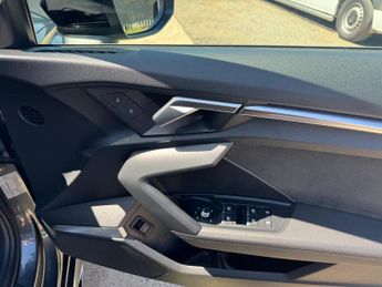 Audi RS3 2.5 TFSI Launch Edition Sportback S Tronic quattro Euro 6 (s/s)