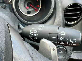 Honda Jazz 1.4 i-VTEC ES Plus CVT Euro 5 5dr