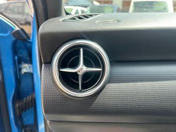 Mercedes-Benz A Class 1.5 A180 CDI SE 7G-DCT Euro 5 (s/s) 5dr