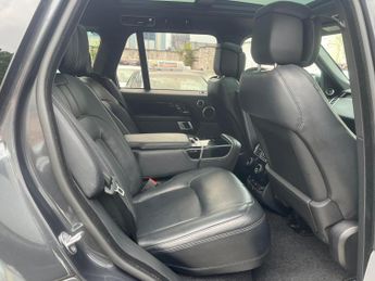 Land Rover Range Rover 3.0 P400 MHEV Autobiography Auto 4WD Euro 6 (s/s) 5dr