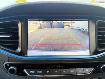 Hyundai IONIQ 1.6 h-GDi Premium DCT Euro 6 (s/s) 5dr