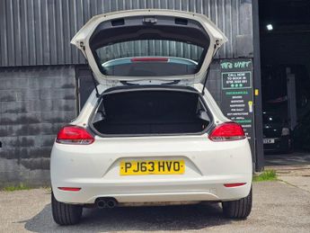 Volkswagen Scirocco 1.4 TSI DSG Euro 5 3dr (Nav)