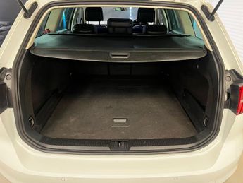Volkswagen Passat 2.0 TDI BlueMotion Tech GT DSG Euro 6 (s/s) 5dr