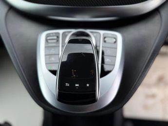 Mercedes-Benz V Class 2.2 V250d AMG Line G-Tronic+ Euro 6 (s/s) 5dr 7 Seat