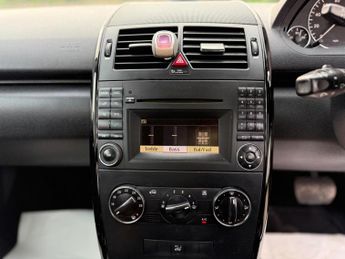 Mercedes-Benz A Class 1.5 A160 Classic SE CVT 5dr