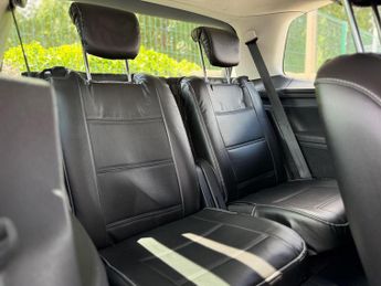 Volkswagen Sharan 2.0 TDI BlueMotion Tech S DSG Euro 5 (s/s) 5dr