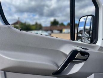 MERCEDES-BENZ SPRINTER 2.1 311 CDI LWB CC 109 BHP