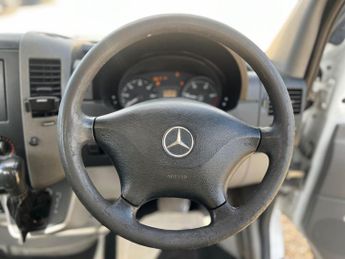 MERCEDES-BENZ SPRINTER 2.1 311 CDI LWB CC 109 BHP