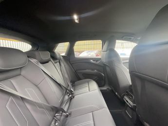 Audi Q4 E-Tron BLACK EDITION 45