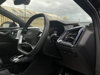 Audi Q4 E-Tron BLACK EDITION 45