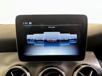 Mercedes-Benz GLA 1.6 GLA200 AMG Line Edition Euro 6 (s/s) 5dr