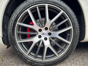 Maserati Levante 3.0D V6 ZF 4WD Euro 6 (s/s) 5dr