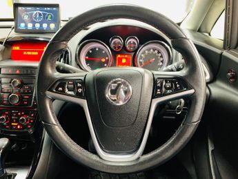 Vauxhall Astra 2.0 CDTi Elite Auto Euro 5 5dr