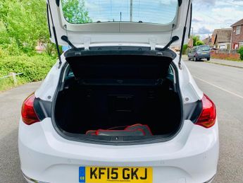 Vauxhall Astra 2.0 CDTi Elite Auto Euro 5 5dr