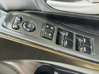 Honda Civic 1.8 i-VTEC ES Auto Euro 5 5dr