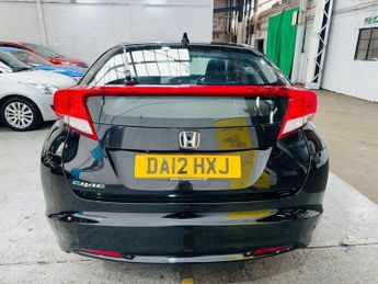 Honda Civic 1.8 i-VTEC ES Auto Euro 5 5dr
