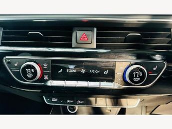 Audi A4 2.0 TDI Black Edition S Tronic quattro Euro 6 (s/s) 4dr