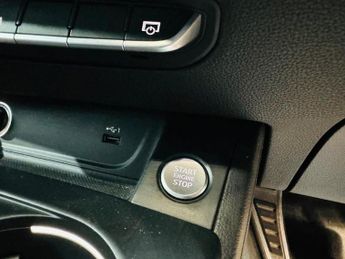 Audi A4 2.0 TDI Black Edition S Tronic quattro Euro 6 (s/s) 4dr