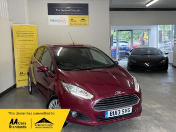 Ford Fiesta 1.0T EcoBoost Titanium Euro 5 (s/s) 5dr