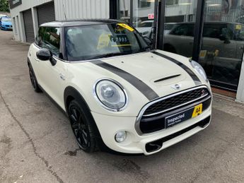MINI Hatch 2.0 Cooper S Euro 6 (s/s) 3dr