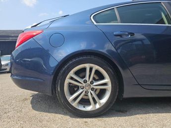 Vauxhall Insignia 2.0 CDTi SRi Nav Auto Euro 5 5dr