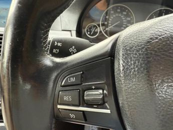 BMW 5 Series 2.0 520d SE Touring Steptronic Euro 5 (s/s) 5dr