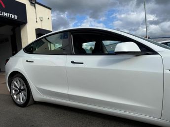 Tesla Model 3 (Dual Motor) Long Range Auto 4WDE 4dr