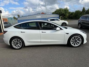 Tesla Model 3 (Dual Motor) Long Range Auto 4WDE 4dr