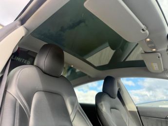 Tesla Model 3 (Dual Motor) Long Range Auto 4WDE 4dr