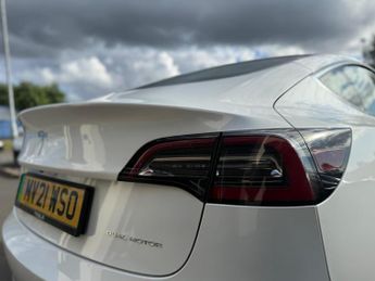 Tesla Model 3 (Dual Motor) Long Range Auto 4WDE 4dr