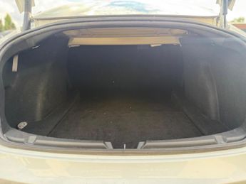 Tesla Model 3 (Dual Motor) Long Range Auto 4WDE 4dr