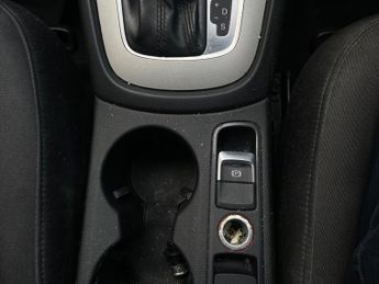 Audi Q3 2.0 TDI SE S Tronic quattro Euro 5 (s/s) 5dr