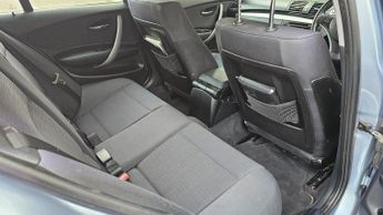 BMW 1 Series 2.0 118d SE Steptronic Euro 5 5dr