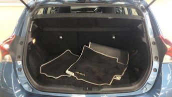 Toyota Auris 1.8 VVT-h Icon Tech CVT Euro 6 (s/s) 5dr