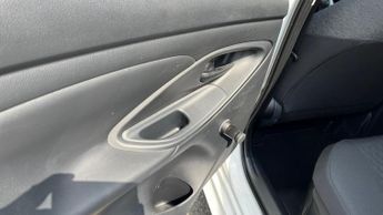 Toyota Yaris 1.5 VVT-h Icon E-CVT Euro 6 (s/s) 5dr