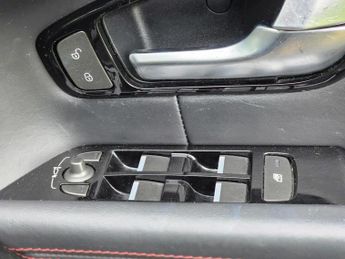 Land Rover Range Rover Evoque 2.0 TD4 Ember Special Edition Auto 4WD Euro 6 (s/s) 5dr