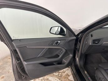 BMW 1 Series 1.5 118i M Sport (LCP) DCT Euro 6 (s/s) 5dr