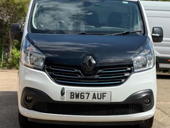 Renault Trafic 1.6 dCi ENERGY 27 Sport Nav SWB Standard Roof Euro 6 (s/s) 5dr