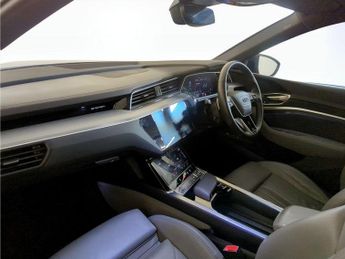 Audi e-tron 55 Black Edition Auto quattro 5dr 95kWh (11kW Charger)
