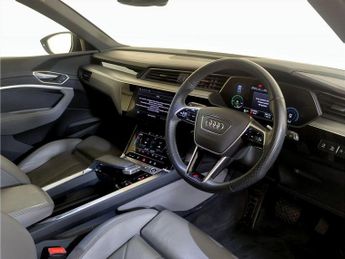 Audi e-tron 55 Black Edition Auto quattro 5dr 95kWh (11kW Charger)