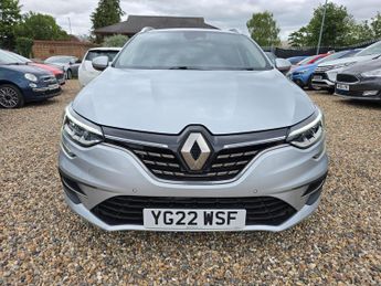 Renault Megane 1.6 E-TECH 9.8kWh Iconic Sport Tourer Auto Euro 6 (s/s) 5dr