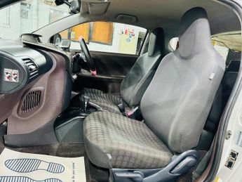Toyota iQ 1.0 VVT-i 2 Multidrive Euro 4 3dr