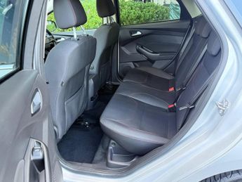 Ford Focus 1.0T EcoBoost Zetec S Euro 6 (s/s) 5dr