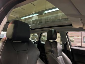 Land Rover Range Rover Evoque 2.0 TD4 SE Tech Auto 4WD Euro 6 (s/s) 5dr