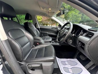 Skoda Superb 2.0 TDI Outdoor Plus DSG 4WD Euro 5 5dr