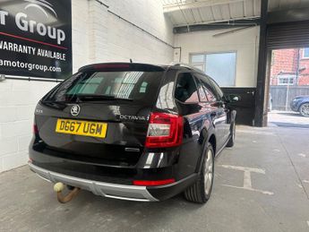 Skoda Octavia 2.0 TDI Scout DSG 4WD Euro 6 (s/s) 5dr