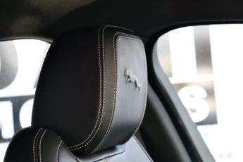 Jaguar F-PACE 2.0 D200 MHEV R-Dynamic S Auto AWD Euro 6 (s/s) 5dr