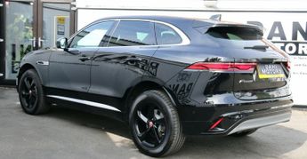 Jaguar F-PACE 2.0 D200 MHEV R-Dynamic S Auto AWD Euro 6 (s/s) 5dr